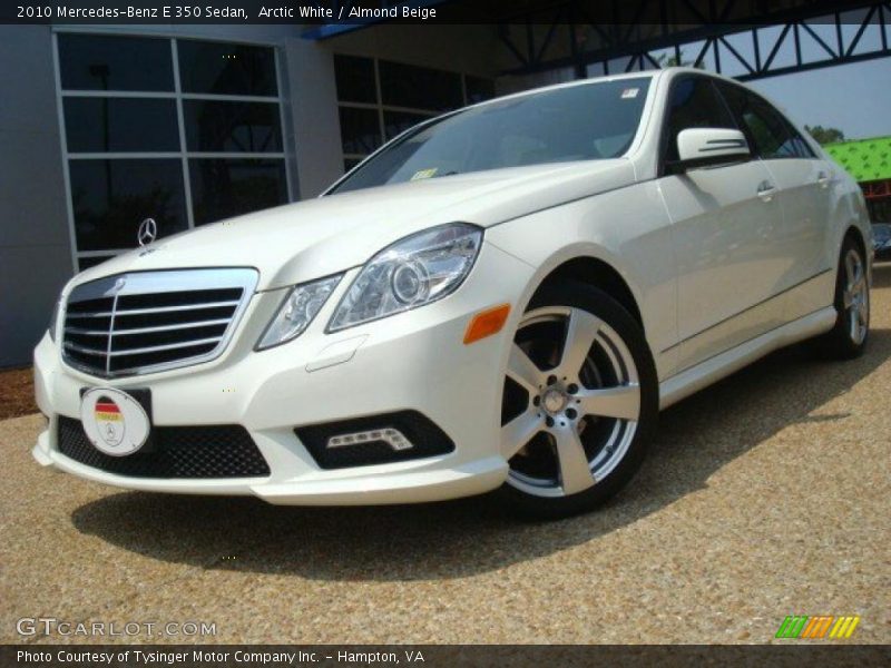 Arctic White / Almond Beige 2010 Mercedes-Benz E 350 Sedan