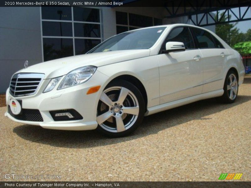 Arctic White / Almond Beige 2010 Mercedes-Benz E 350 Sedan