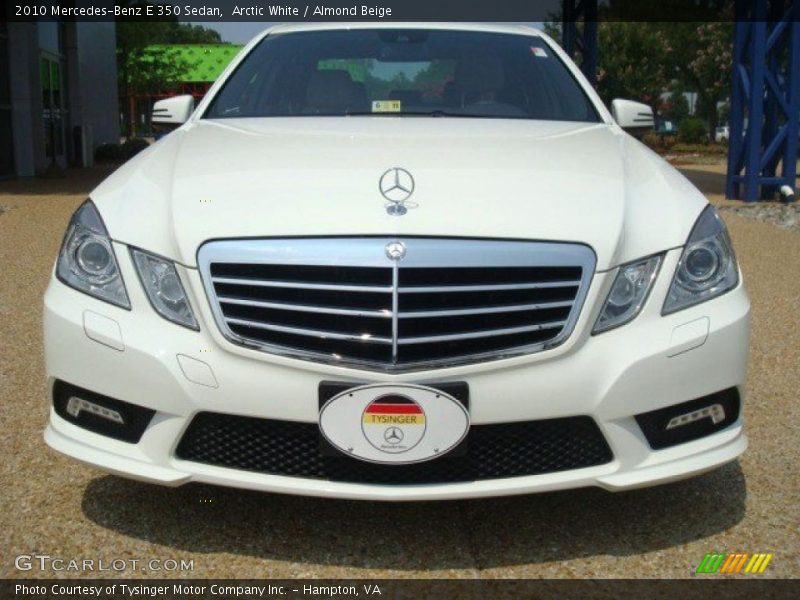 Arctic White / Almond Beige 2010 Mercedes-Benz E 350 Sedan