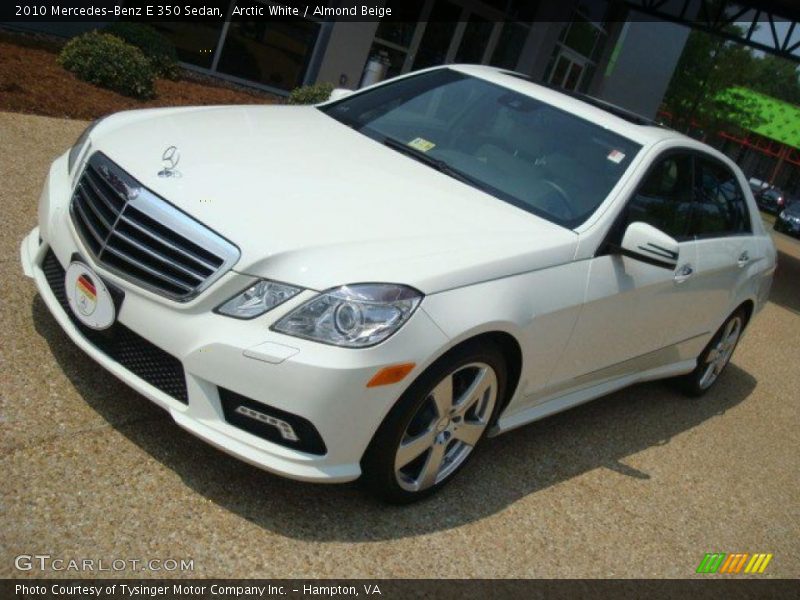 Arctic White / Almond Beige 2010 Mercedes-Benz E 350 Sedan