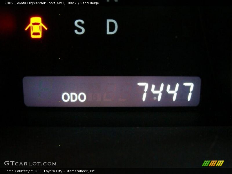 Black / Sand Beige 2009 Toyota Highlander Sport 4WD