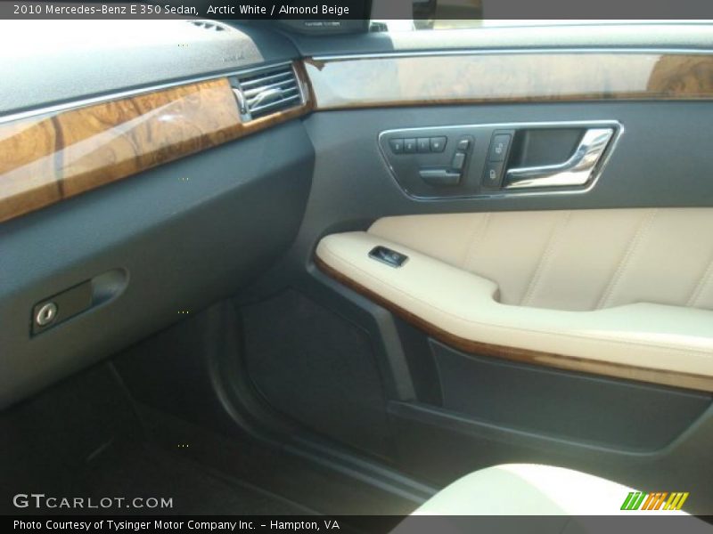 Arctic White / Almond Beige 2010 Mercedes-Benz E 350 Sedan