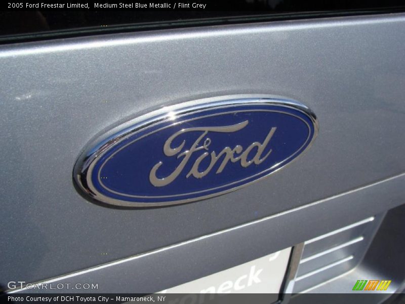 Medium Steel Blue Metallic / Flint Grey 2005 Ford Freestar Limited