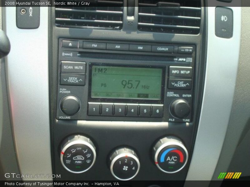 Nordic White / Gray 2008 Hyundai Tucson SE
