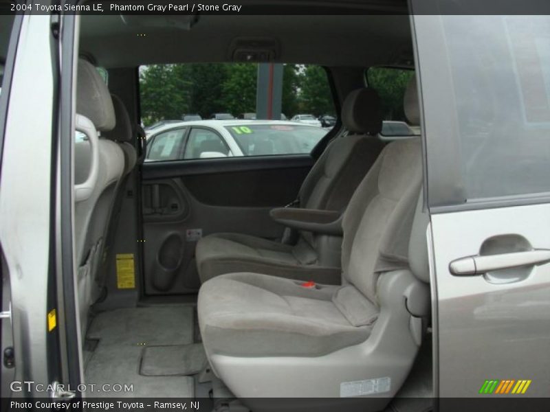 Phantom Gray Pearl / Stone Gray 2004 Toyota Sienna LE