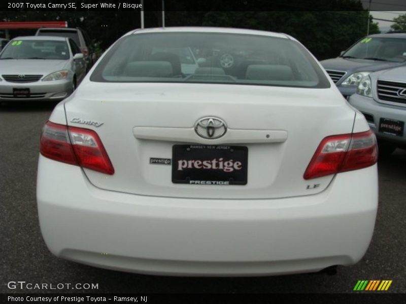 Super White / Bisque 2007 Toyota Camry SE