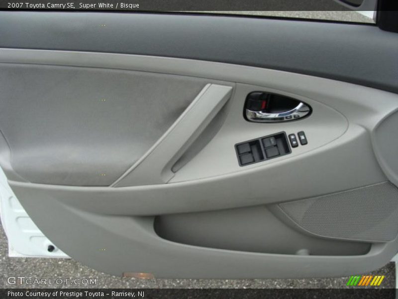 Super White / Bisque 2007 Toyota Camry SE
