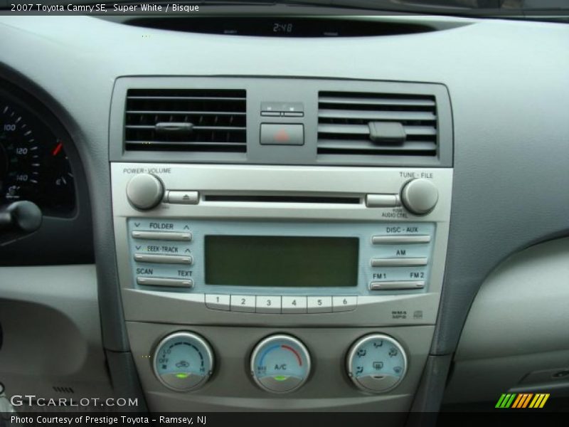 Super White / Bisque 2007 Toyota Camry SE