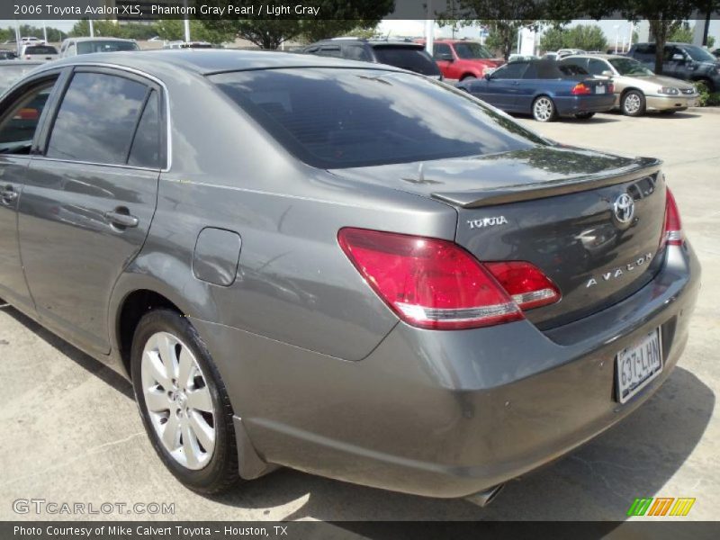 Phantom Gray Pearl / Light Gray 2006 Toyota Avalon XLS