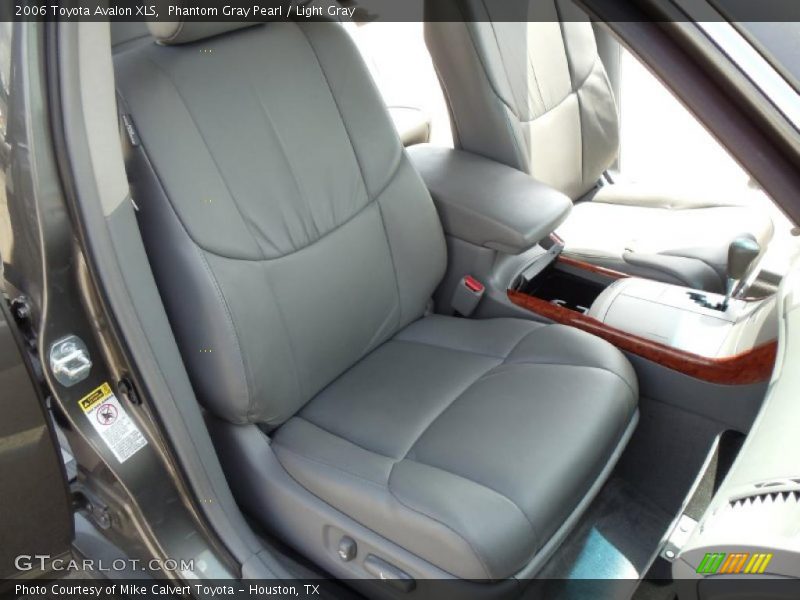 Phantom Gray Pearl / Light Gray 2006 Toyota Avalon XLS