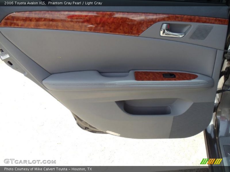 Phantom Gray Pearl / Light Gray 2006 Toyota Avalon XLS
