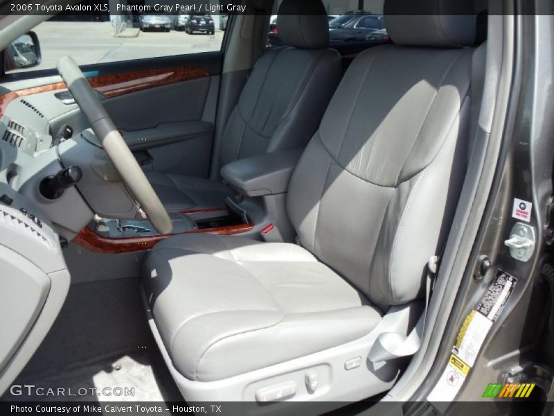 Phantom Gray Pearl / Light Gray 2006 Toyota Avalon XLS