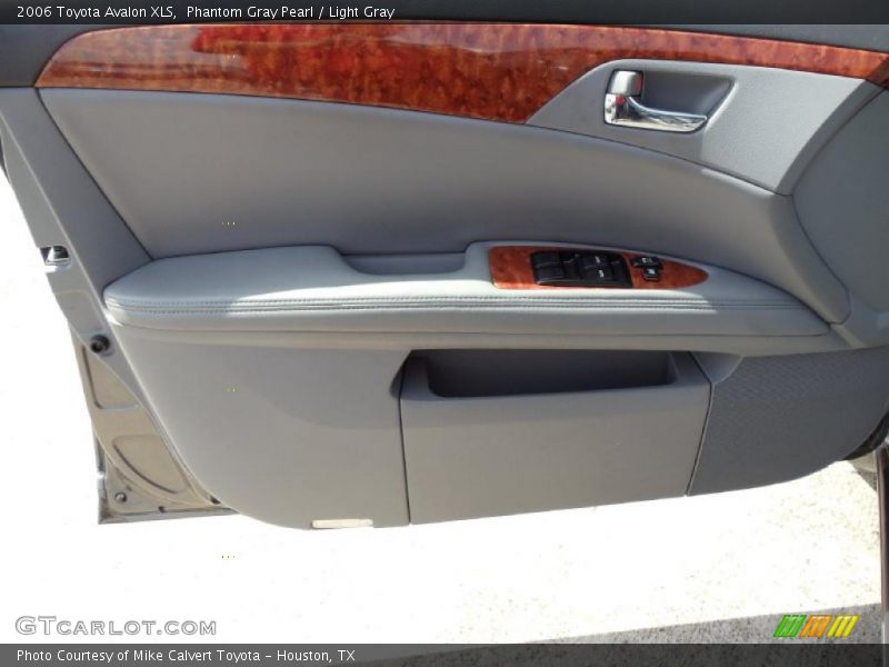 Phantom Gray Pearl / Light Gray 2006 Toyota Avalon XLS