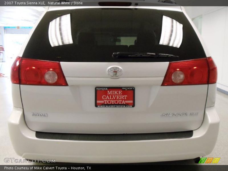 Natural White / Stone 2007 Toyota Sienna XLE