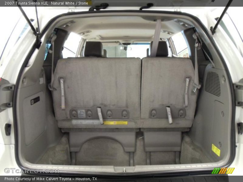 Natural White / Stone 2007 Toyota Sienna XLE