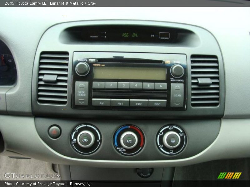 Lunar Mist Metallic / Gray 2005 Toyota Camry LE