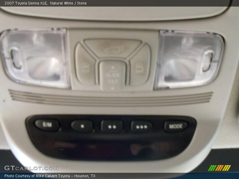 Natural White / Stone 2007 Toyota Sienna XLE
