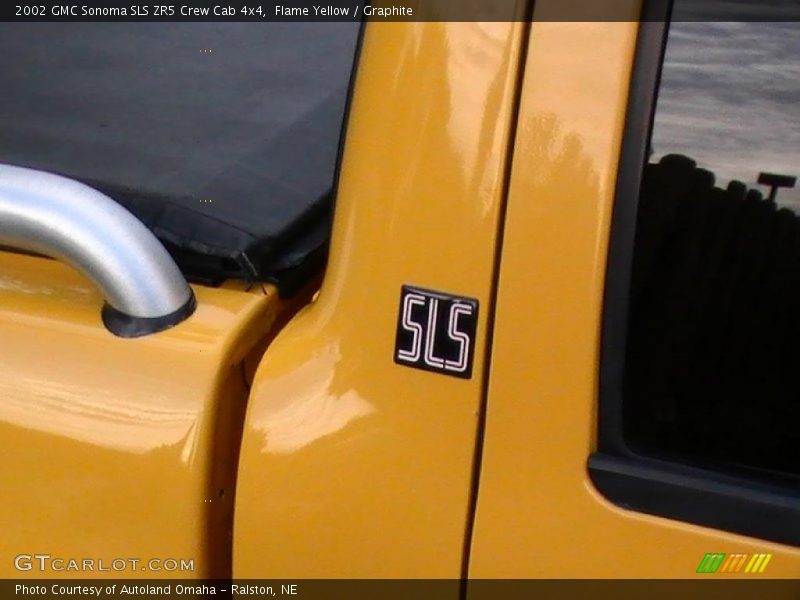 Flame Yellow / Graphite 2002 GMC Sonoma SLS ZR5 Crew Cab 4x4