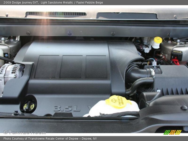 Light Sandstone Metallic / Pastel Pebble Beige 2009 Dodge Journey SXT