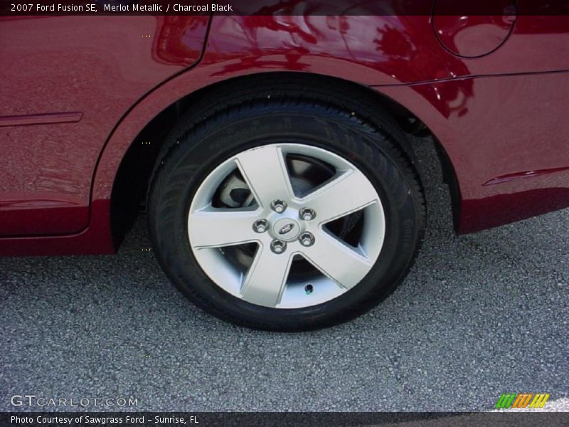 Merlot Metallic / Charcoal Black 2007 Ford Fusion SE