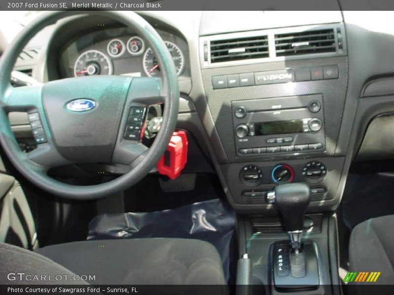 Merlot Metallic / Charcoal Black 2007 Ford Fusion SE