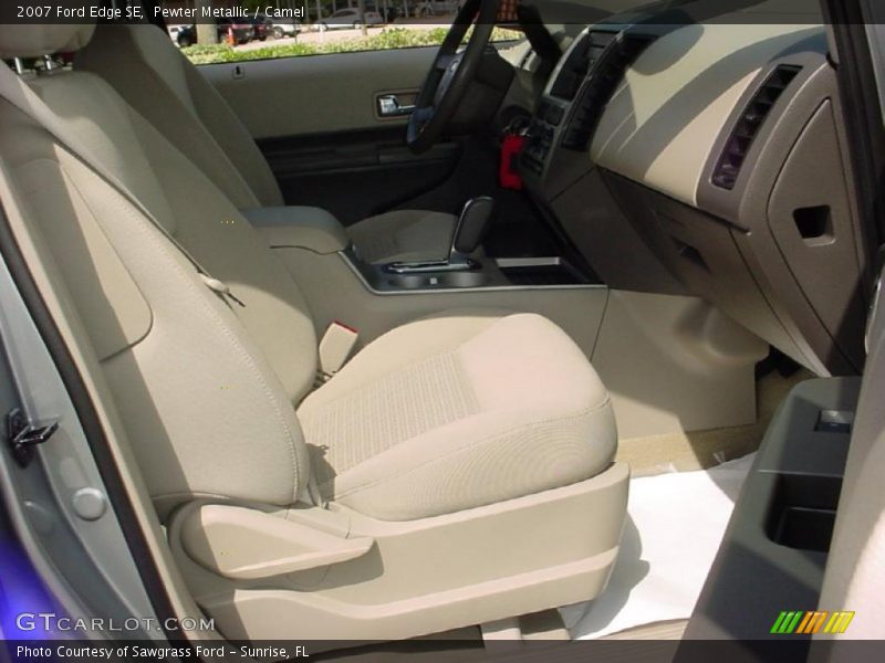 Pewter Metallic / Camel 2007 Ford Edge SE