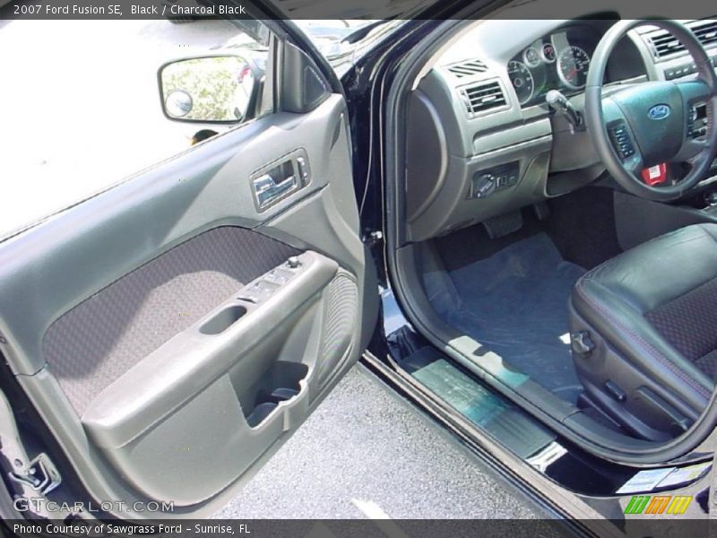 Black / Charcoal Black 2007 Ford Fusion SE