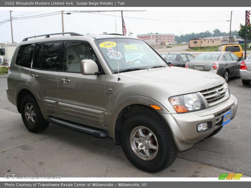 Sudan Beige Metallic / Tan 2002 Mitsubishi Montero Limited 4x4