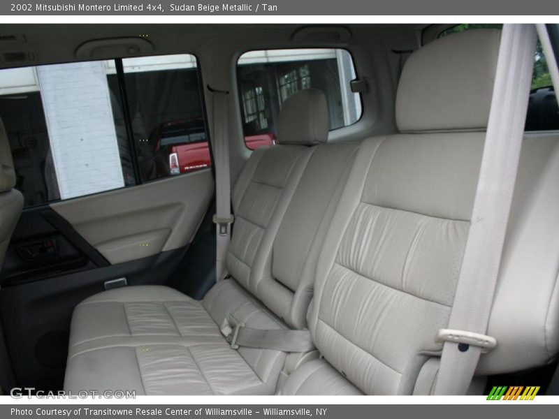 Sudan Beige Metallic / Tan 2002 Mitsubishi Montero Limited 4x4