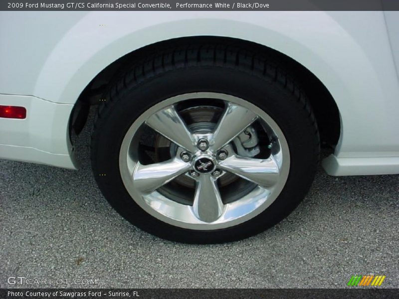 Performance White / Black/Dove 2009 Ford Mustang GT/CS California Special Convertible
