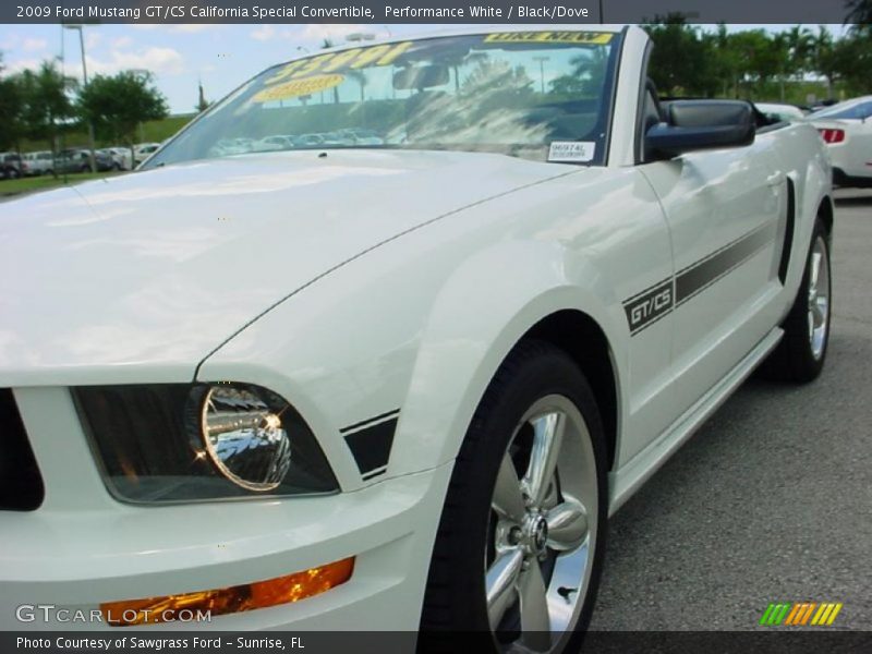 Performance White / Black/Dove 2009 Ford Mustang GT/CS California Special Convertible