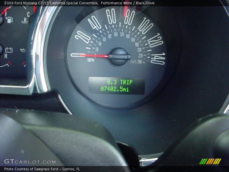 Performance White / Black/Dove 2009 Ford Mustang GT/CS California Special Convertible