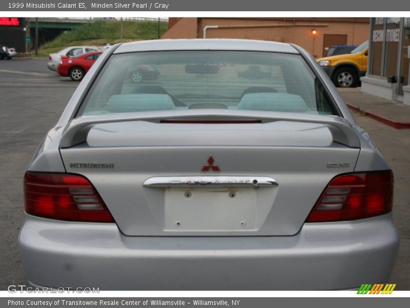 Minden Silver Pearl / Gray 1999 Mitsubishi Galant ES