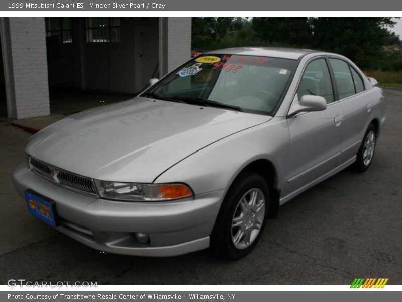 Minden Silver Pearl / Gray 1999 Mitsubishi Galant ES