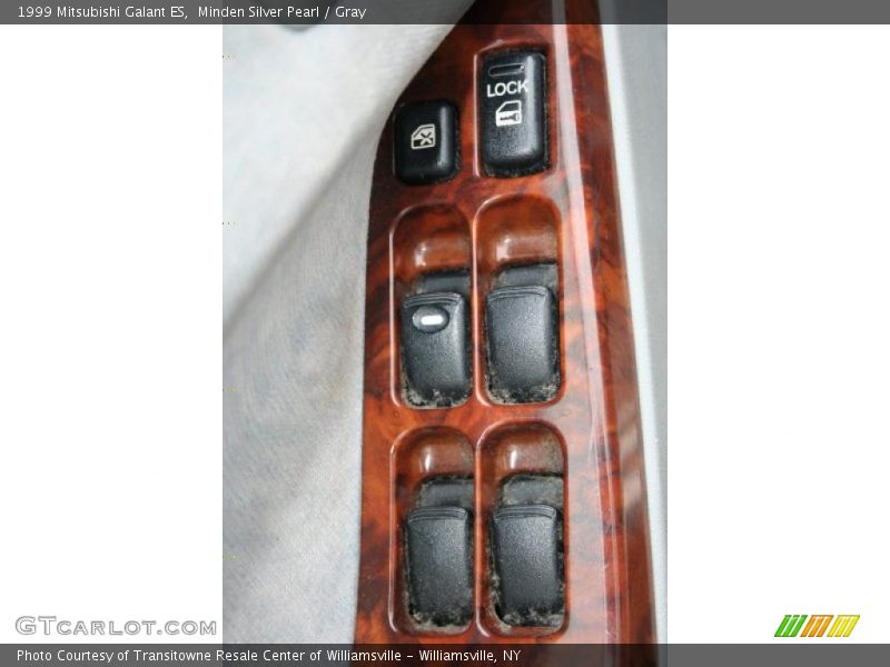 Minden Silver Pearl / Gray 1999 Mitsubishi Galant ES