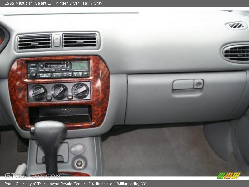 Minden Silver Pearl / Gray 1999 Mitsubishi Galant ES