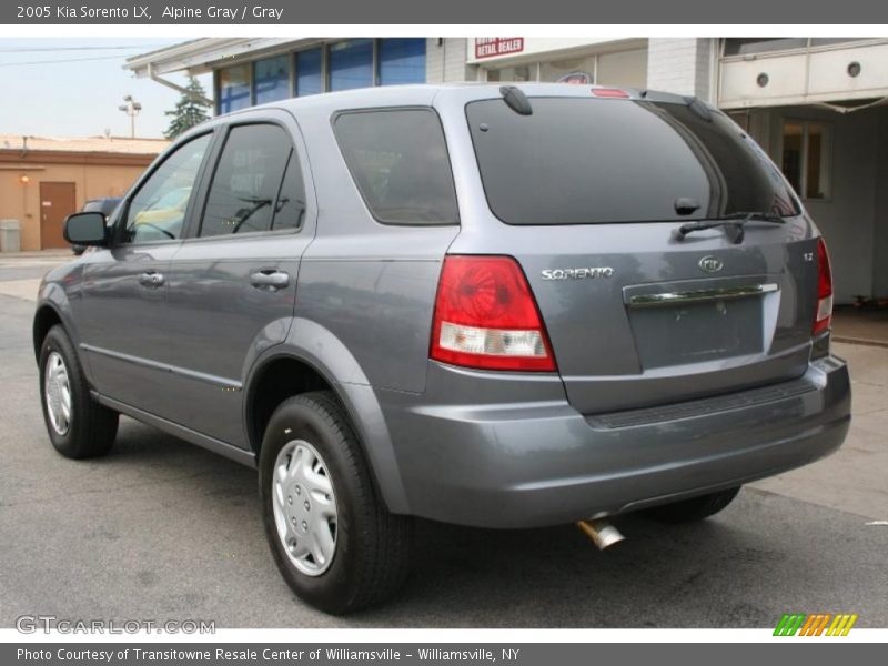 Alpine Gray / Gray 2005 Kia Sorento LX