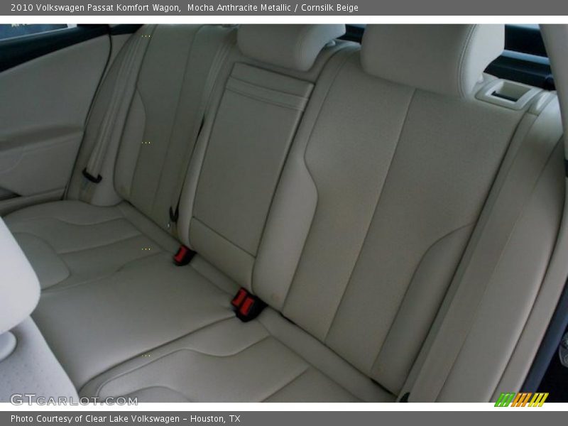 Mocha Anthracite Metallic / Cornsilk Beige 2010 Volkswagen Passat Komfort Wagon