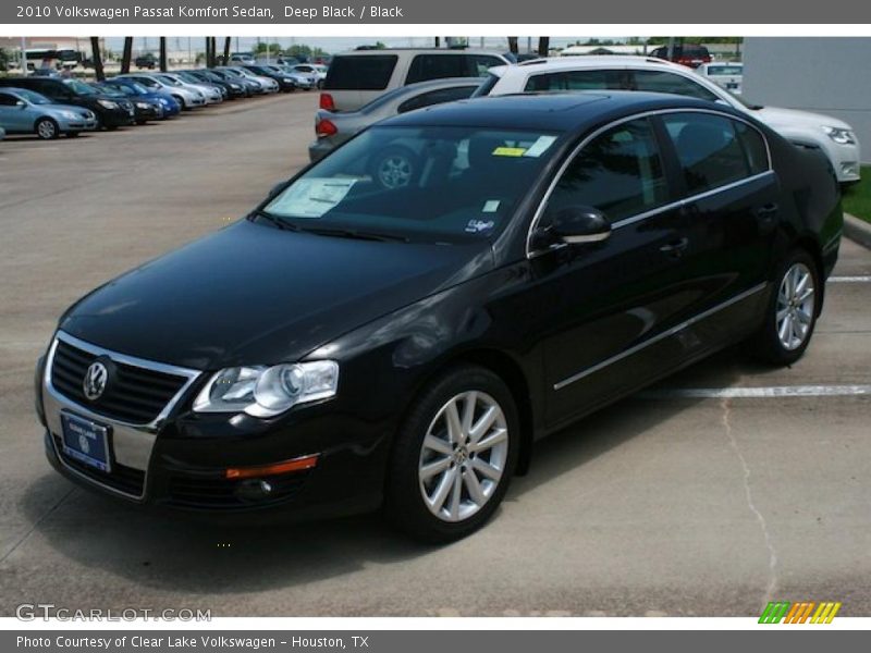 Deep Black / Black 2010 Volkswagen Passat Komfort Sedan