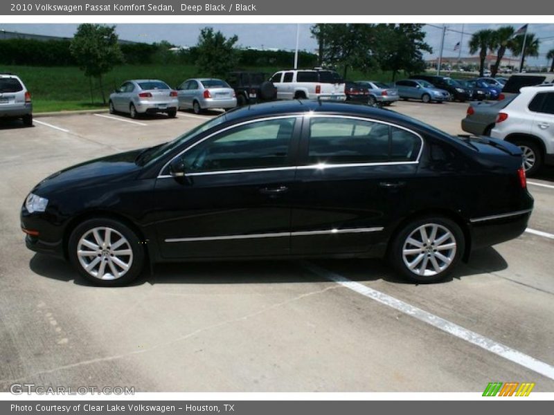 Deep Black / Black 2010 Volkswagen Passat Komfort Sedan