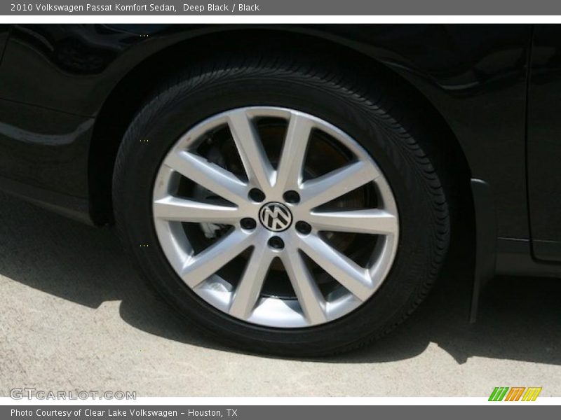 Deep Black / Black 2010 Volkswagen Passat Komfort Sedan