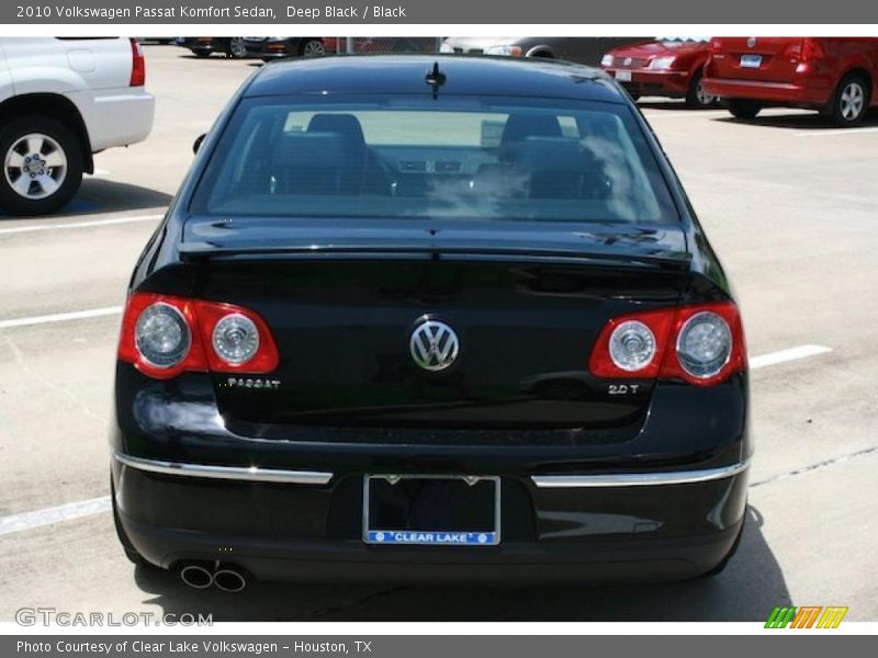 Deep Black / Black 2010 Volkswagen Passat Komfort Sedan
