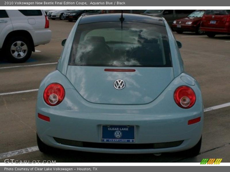 Aquarius Blue / Black 2010 Volkswagen New Beetle Final Edition Coupe