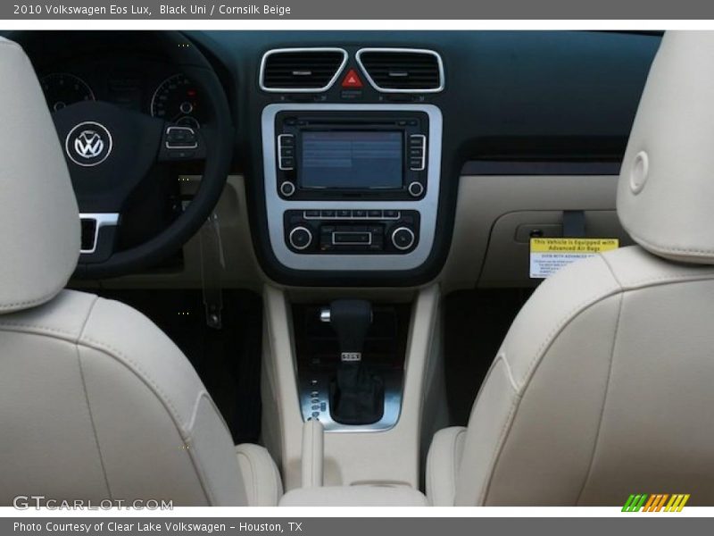 Black Uni / Cornsilk Beige 2010 Volkswagen Eos Lux