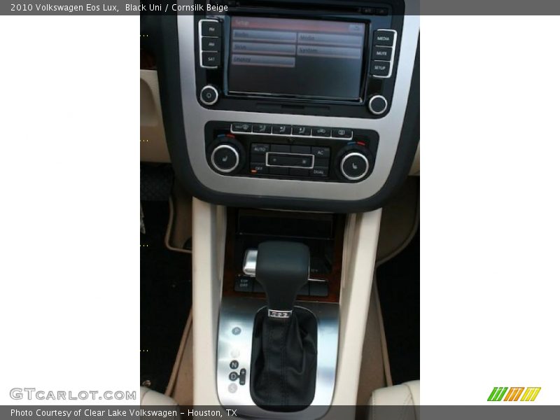 Black Uni / Cornsilk Beige 2010 Volkswagen Eos Lux