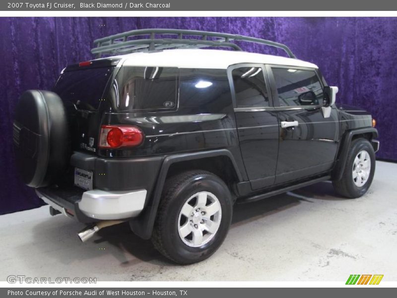 Black Diamond / Dark Charcoal 2007 Toyota FJ Cruiser