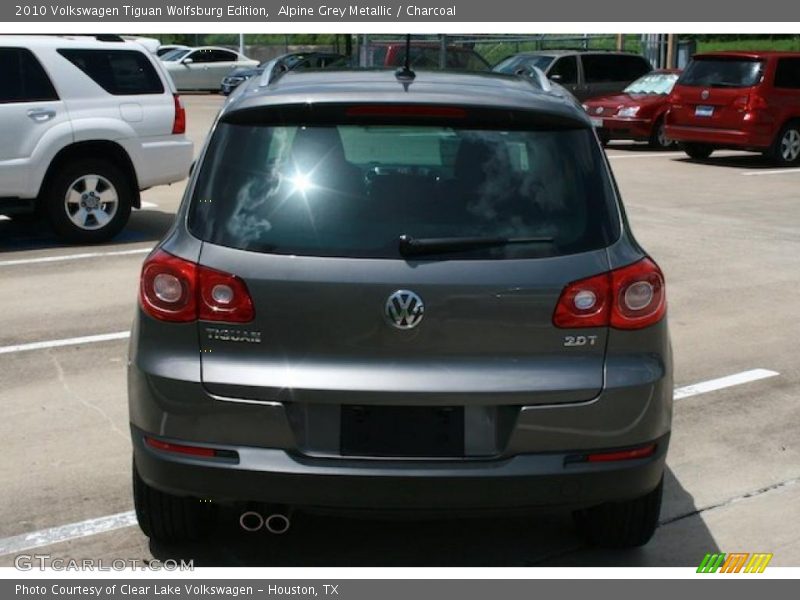 Alpine Grey Metallic / Charcoal 2010 Volkswagen Tiguan Wolfsburg Edition