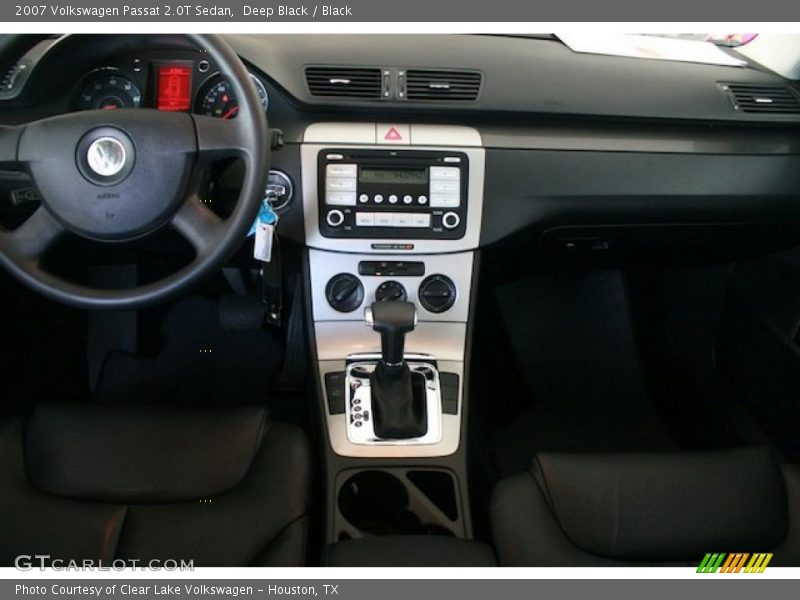 Deep Black / Black 2007 Volkswagen Passat 2.0T Sedan
