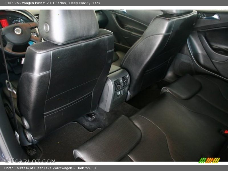 Deep Black / Black 2007 Volkswagen Passat 2.0T Sedan