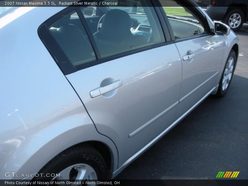 Radiant Silver Metallic / Charcoal 2007 Nissan Maxima 3.5 SL
